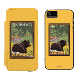 Schwarzer Bär im Wald - Anchorage, Alaska Incipio Watson™ iPhone 5 Geldbörsen Hülle