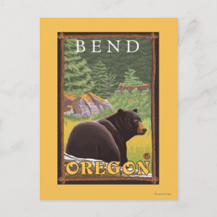 Schwarzer Bär im Wald - Bend, Oregon Postkarte