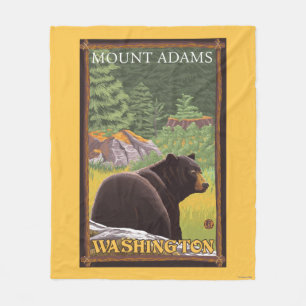 Schwarzer Bär im Wald - Berg Adams, Washington Fleecedecke