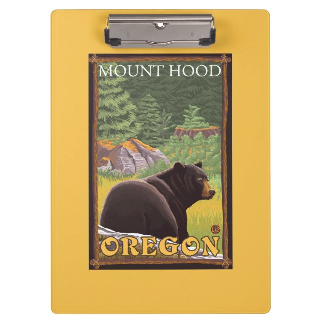 Schwarzer Bär im Wald - Berg-Haube, Oregon Klemmbrett (Vorderseite)