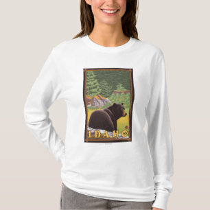 Schwarzer Bär im Wald - Idaho T-Shirt
