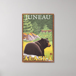 Schwarzer Bär im Wald - Juneau, Alaska Leinwanddruck