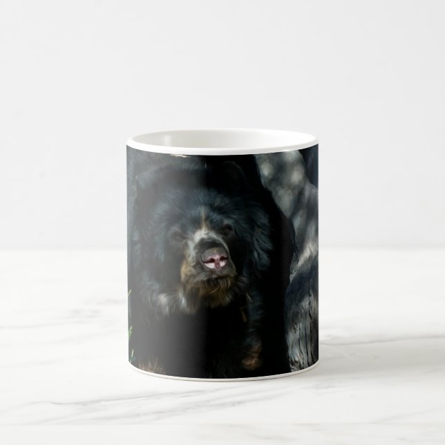 Schwarzer Bär im Wald Kaffeetasse (Mittel)