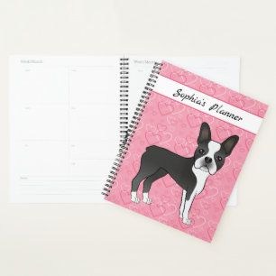 Schwarzer Boston Terrier Hund auf rosa Herzen und Planer