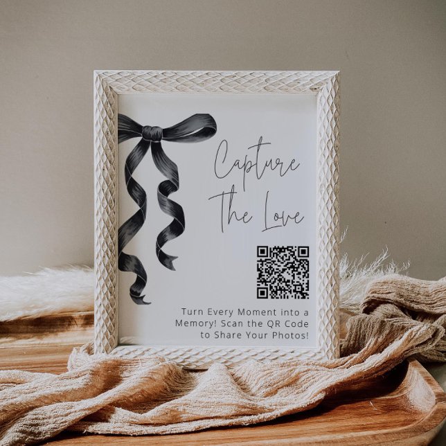 Schwarzer Bow erfassen den Hashtag der Liebe Poster (Von Creator hochgeladen)