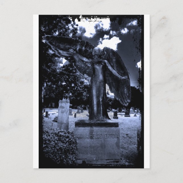 Schwarzer Engel der Postkarten von Iowa City (Vorderseite)