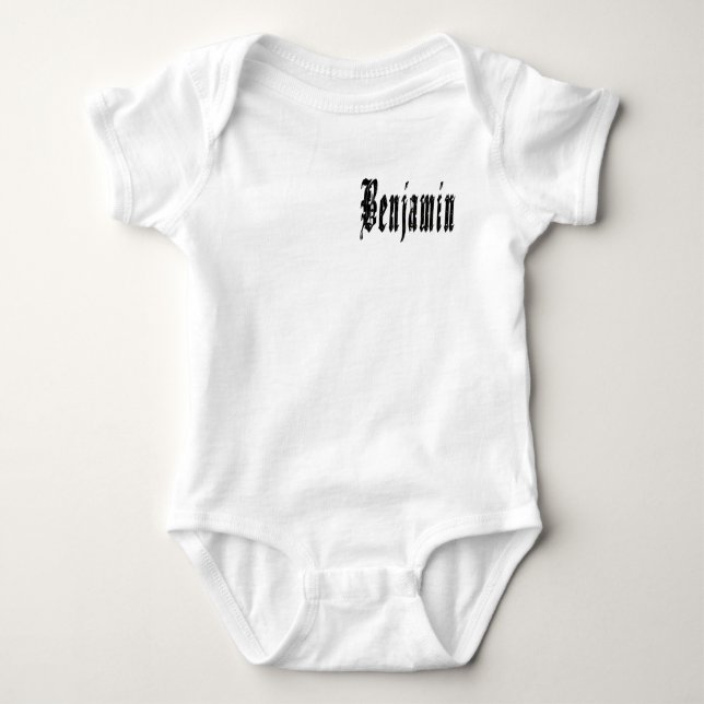 Schwarzer entworfener Benjamin-Name,  Baby Strampler (Vorderseite)