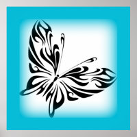 Schwarzer extravaganter Schmetterling mit hellblau