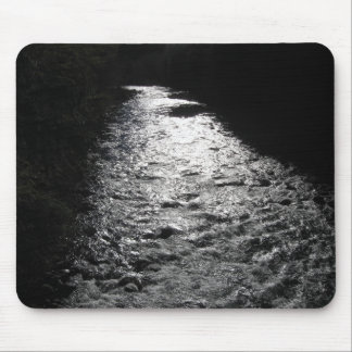 Schwarzer Fluss. Mousepad