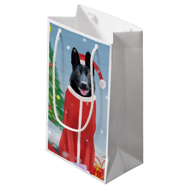 Schwarzer Hirte Hund in Schnee Weihnachtsgeschenke Kleine Geschenktüte (Vorderseite Schrägansicht)