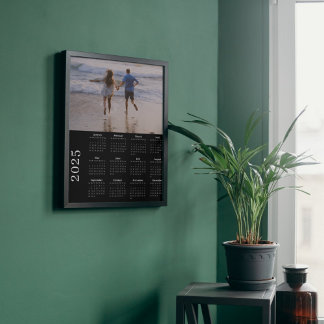 Schwarzer Kalender 2025 - Klassischer Vollblutkale Fotodruck