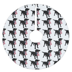 Schwarzer Labrador-Hund mit amerikanischer Flagge Polyester Weihnachtsbaumdecke
