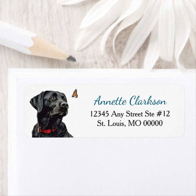 Schwarzer Labrador Retriever Hund Schmetterling Wu (Insitu)