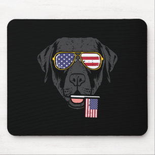 Schwarzer Labrador US-Flag Sungles 4. Juli Patriot Mousepad