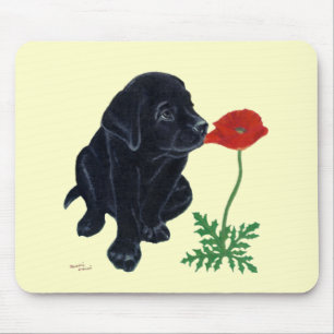 Schwarzer Labrador-Welpe Mousepad