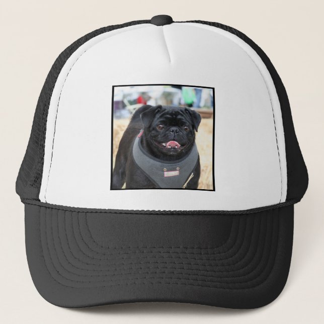Schwarzer Mops-Hund Truckerkappe (Vorderseite)