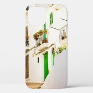 SCHWARZER MOTORRAD IN DER NÄHE DES WEISSEN GEBÄUDE Case-Mate iPhone HÜLLE