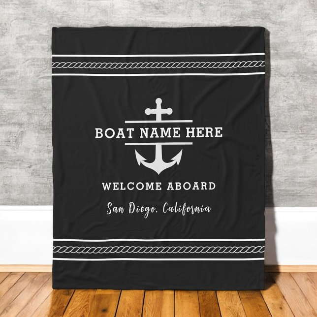 Schwarzer nautischer Bootsname Willkommen an Bord  Fleecedecke (Von Creator hochgeladen)
