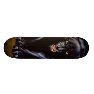 Schwarzer Panther Skateboard