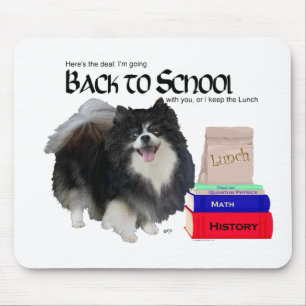 Schwarzer Pomeranian Zurück zur Schule Mousepad