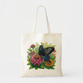 Schwarzer Schmetterling, der eine rosa Zinnia unte Tragetasche