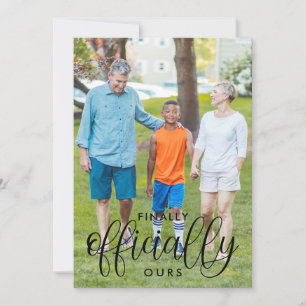 Schwarzer Text Endlich Offiziell unsere Foto-Adopt Ankündigung