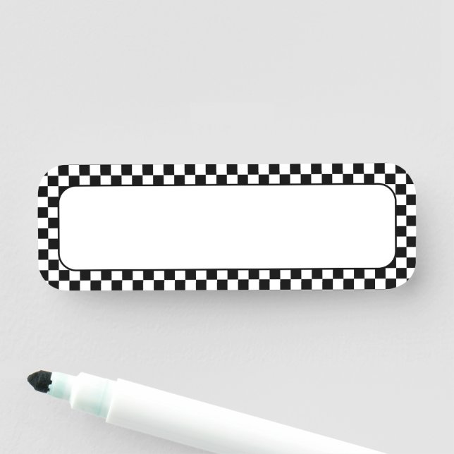 Schwarzer und weißer Karo Namensschild (Beispiel)