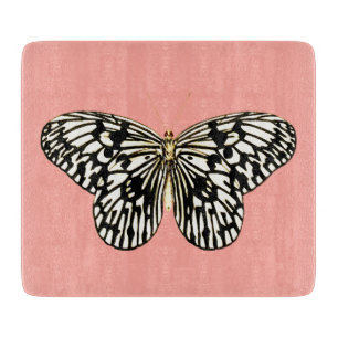Schwarzer und weißer Schmetterling, korallenrosa H Schneidebrett