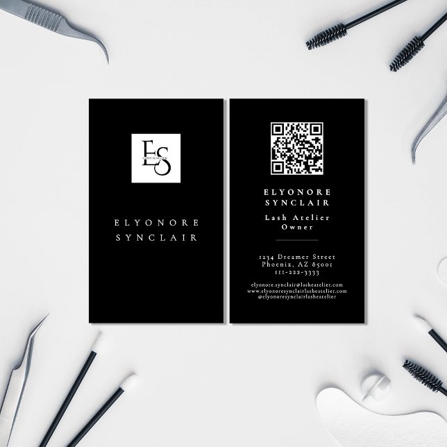 Schwarzer Weißer Schrift Wimpern Studio Logo QR Co Visitenkarte (Von Creator hochgeladen)