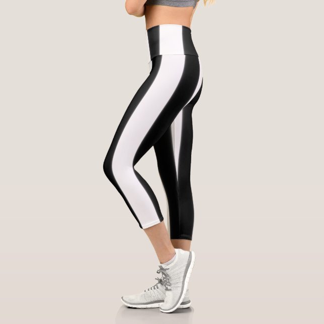 Schwarzer + weißer Streifen Capri Leggings (Links)