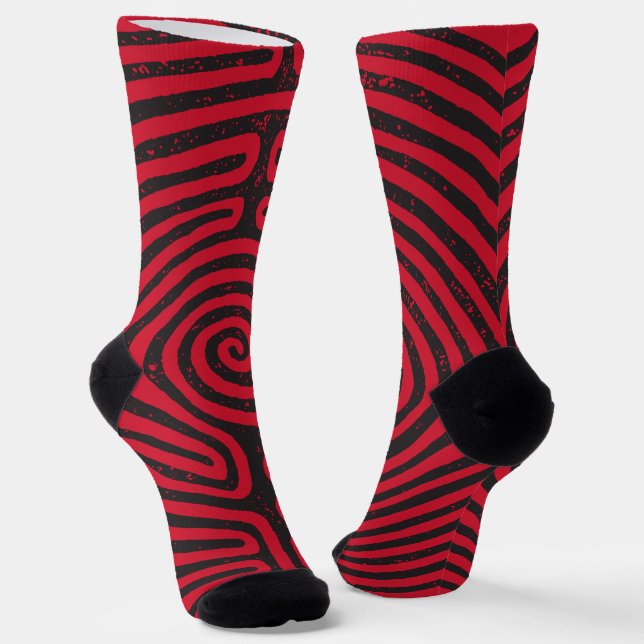 Schwarzer Zirkel Labyrinth (Rot) Kunst und Kunst Socken (Gewinkelt)