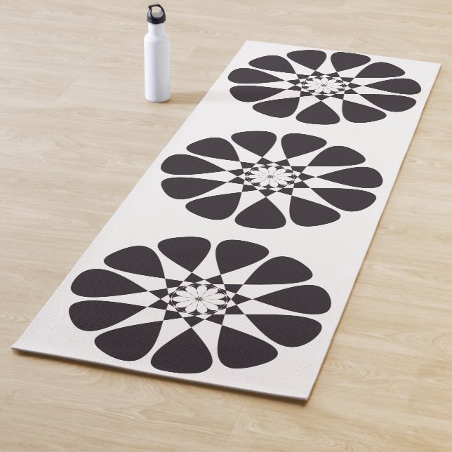 Schwarzes Blumendesign Yogamatte (Beispiel)