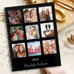 Schwarzes Foto-Collage aus der Familie 2025 Planer<br><div class="desc">Machen Sie Ihr eigenes Foto als Geschenk für Ihre Mutter,  Ehefrau oder sich selbst. Nutzen Sie vier,  neun Ihrer Lieblings-Fotos Ihrer Familie,  Freunden,  Traumreiseziel oder Haustier! Personalisieren und fügen Sie einen Namen und ein Jahr. Der Name ist mit einem modernen handgeschriebenen Stilskript geschrieben. Schwarzer Hintergrund,  weißer Text.</div>