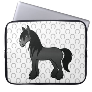 Schwarzes Gypsy Vanner Clydesdale Shire Cartoonpfe Laptopschutzhülle