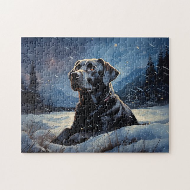 Schwarzes Labrador in der Winternacht Puzzle (Horizontal)