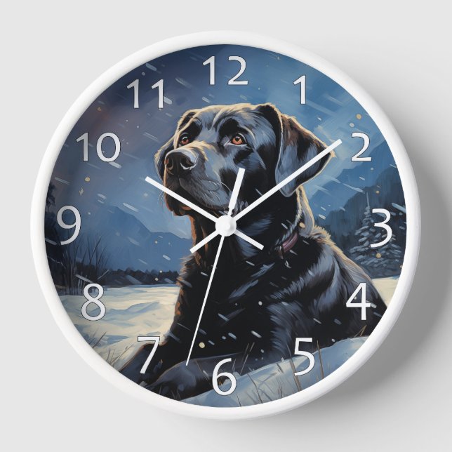 Schwarzes Labrador in der Winternacht Uhr (Vorderseite)