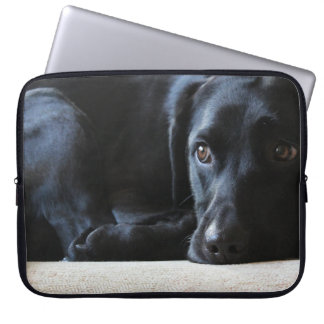 Schwarzes Labrador Laptopschutzhülle