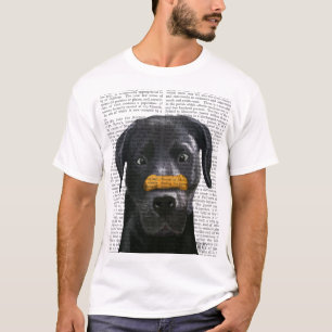 Schwarzes Labrador mit dem Knochen auf Nase T-Shirt
