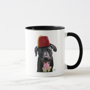 Schwarzes Labrador mit Fez Tasse