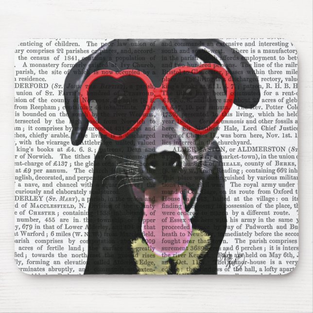 Schwarzes Labrador mit Herzsonnenbrille Mousepad (Vorne)