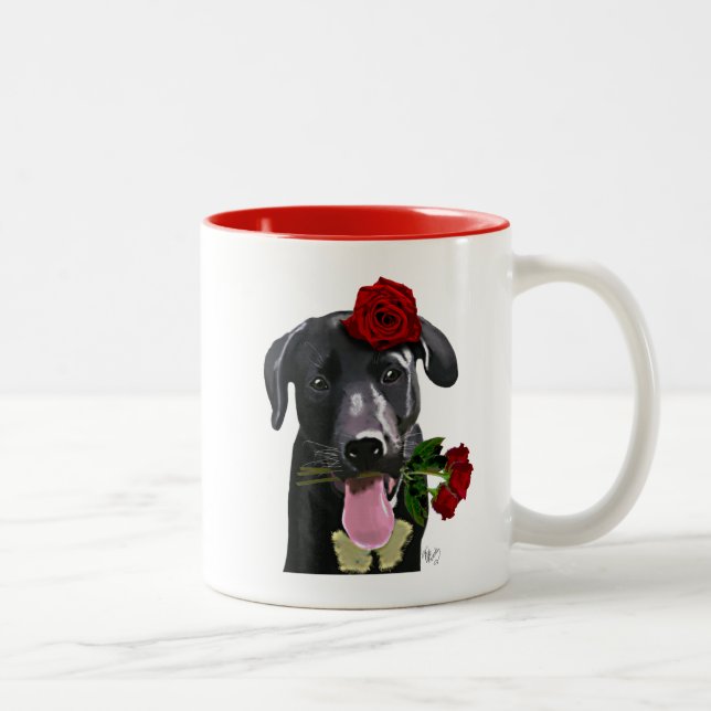 Schwarzes Labrador mit Rose 2 Zweifarbige Tasse (Rechts)