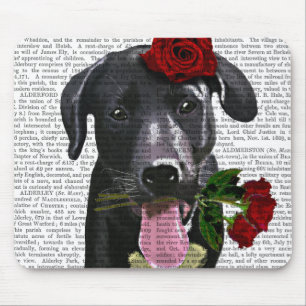 Schwarzes Labrador mit Rosen 2 Mousepad