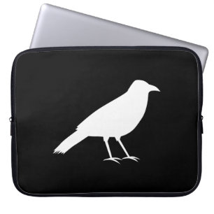Schwarzes mit einer weißen Krähe Laptopschutzhülle