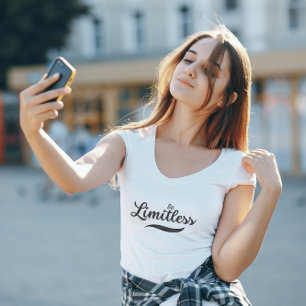 Schwarzes, modernes Script, leichtes T-Shirt