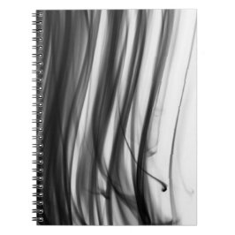 Schwarzes Notizbuch des Feuer-III durch Künstler Notizblock