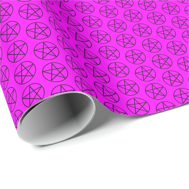 Schwarzes Pentagramm auf Rosa Geschenkpapier (Rolleneckpunkt)
