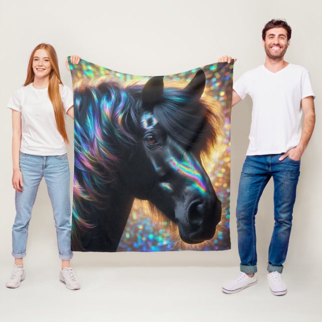 Schwarzes Pferd mit Iridescent Mane Fleecedecke (Beispiel)