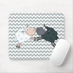 Schwarzes Schaf weißes Schaf Mousepad