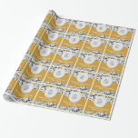 Schwarzes Strudel-u. Hochzeits-Jahrestags-Foto des Geschenkpapier<br><div class="desc">Dieses Jahrestags-Geschenk-Verpackungspapier der goldenen Hochzeit kennzeichnet ein schwarzes Strudeldamastmuster als der Hintergrund,  einen Goldgewellten Streifen über der Mitte und einen ovalen kundengerechten Fotorahmen. Kundengerechter Text erlaubt Ihnen,  die Namen der Paare hinzuzufügen.</div>
