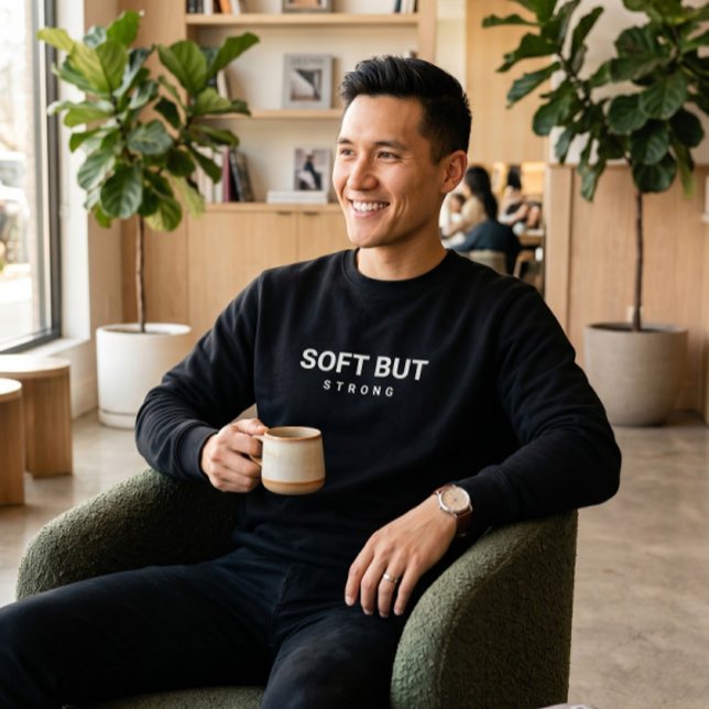 Schwarzes Sweatshirt | Ästhetische weiße Typografi (Von Creator hochgeladen)